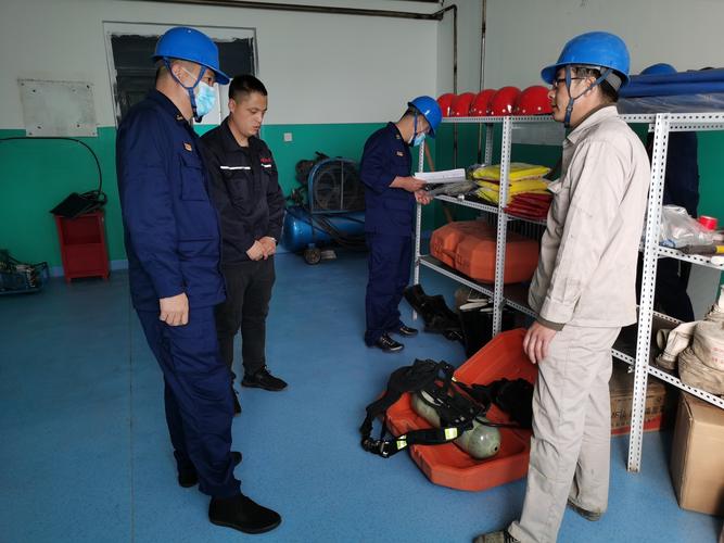 锡盟消防救援支队开展危险化学品重大危险源企业专项检查督导